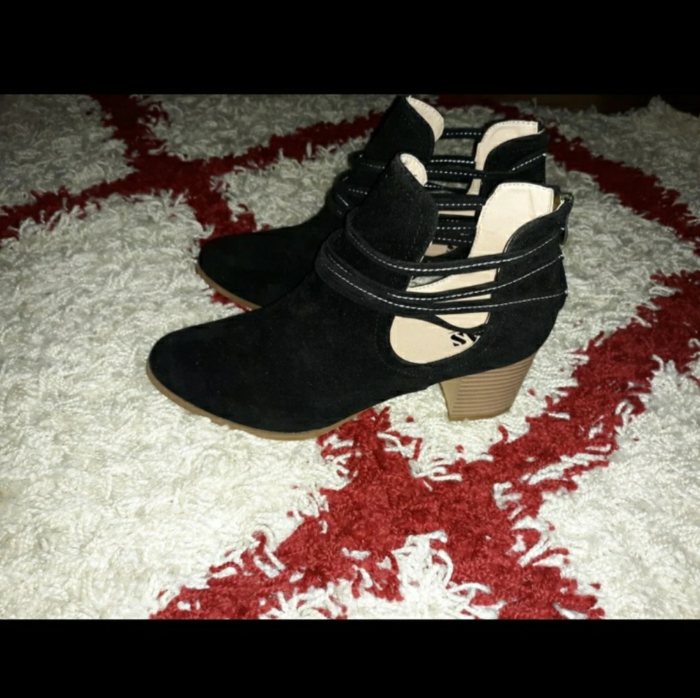 Women's boots